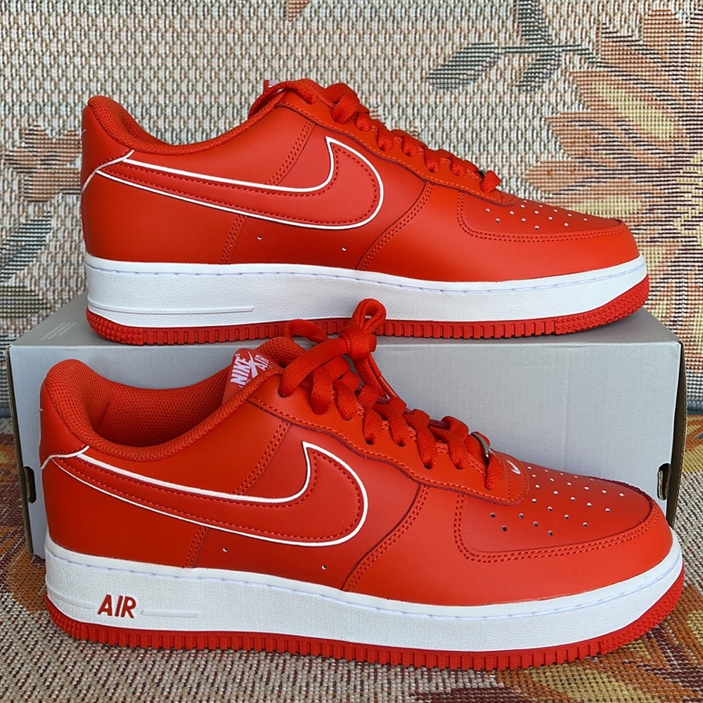 Nike Air Force 1 '07
WMNS Shoes
Picante Red/White/Picante Red
Style DV0788-600